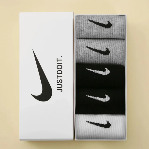 NIKE SOCKS 