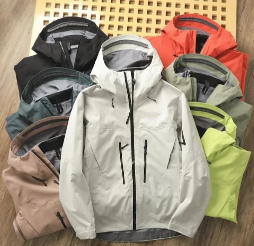 ARC’TERYX Hoodie