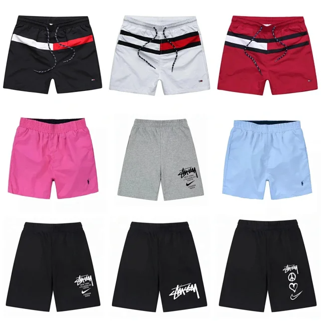 Stussy shorts  (40 CP)