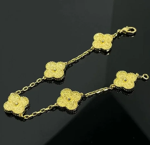 Van Cleef & Arpels bracelet