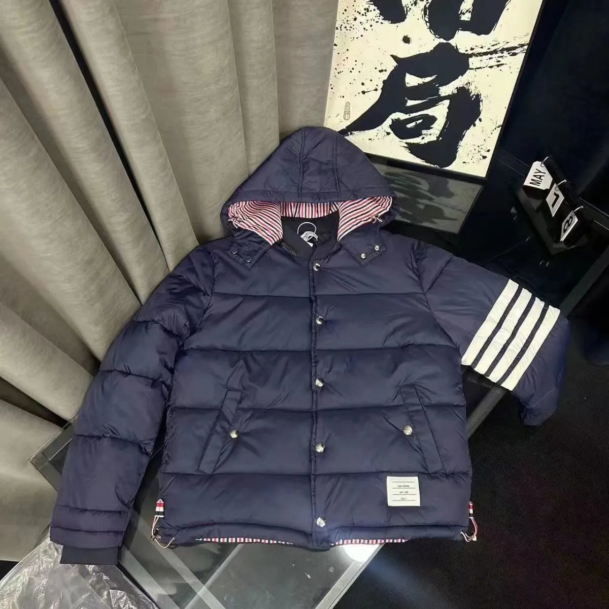 THOM BROWNE 