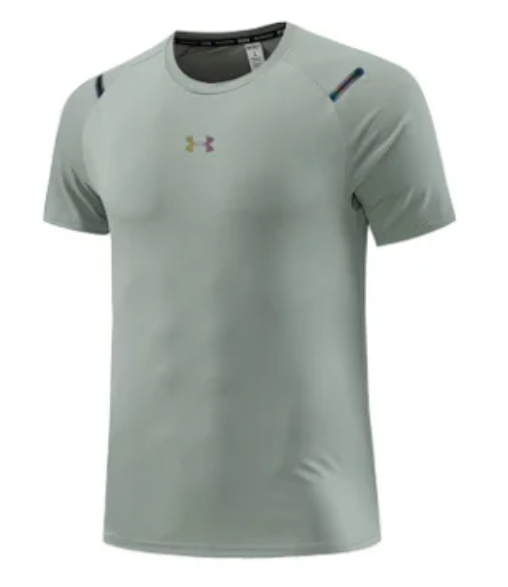Under Armour T-shirt