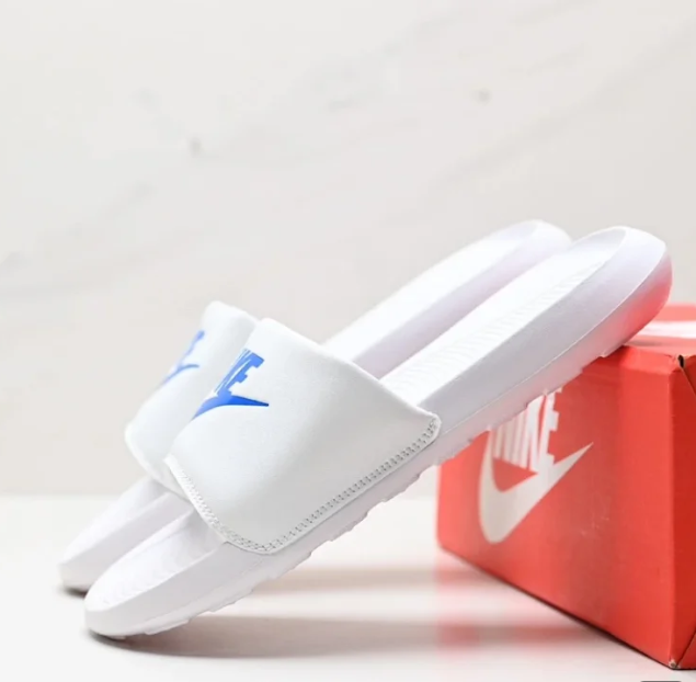 Nike slippers