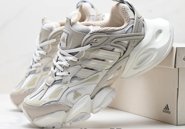 Adidas XLG Runner Deluxe