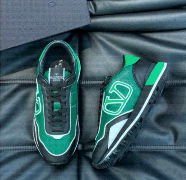  Valentino shoes