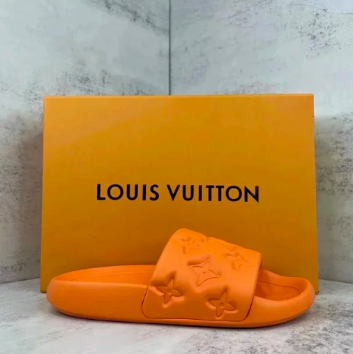 Louis Vuitton Slippers
