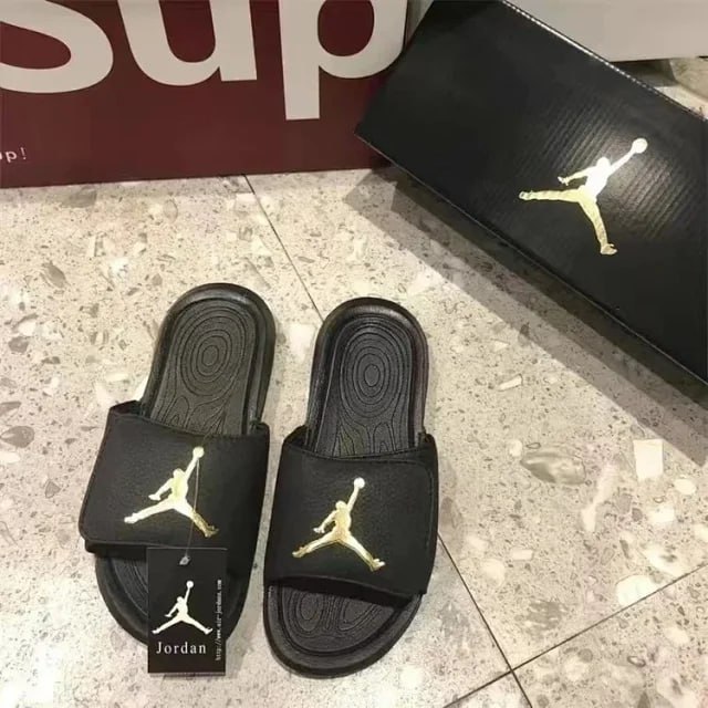 NikeAi  Jordan slippers