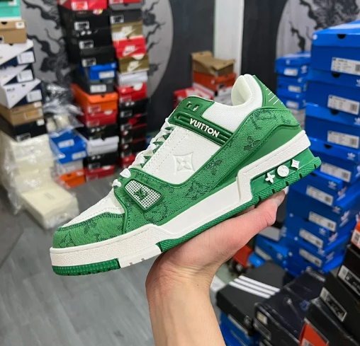 LOUIS VUITTON Trainer Sneakers