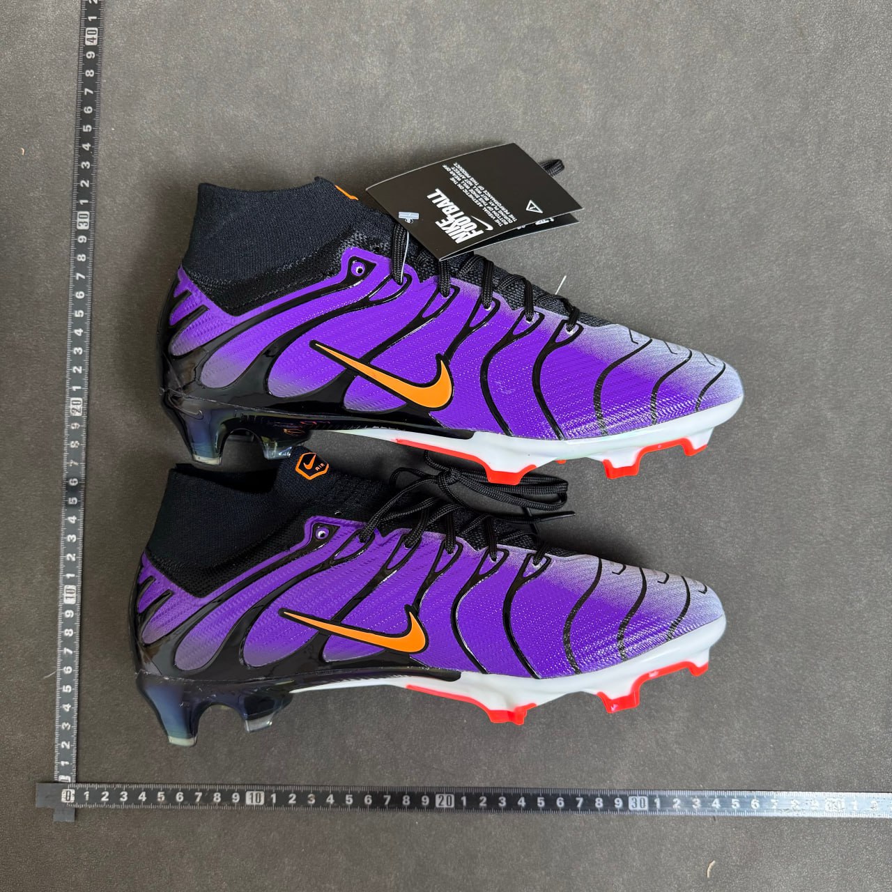Nike spikes