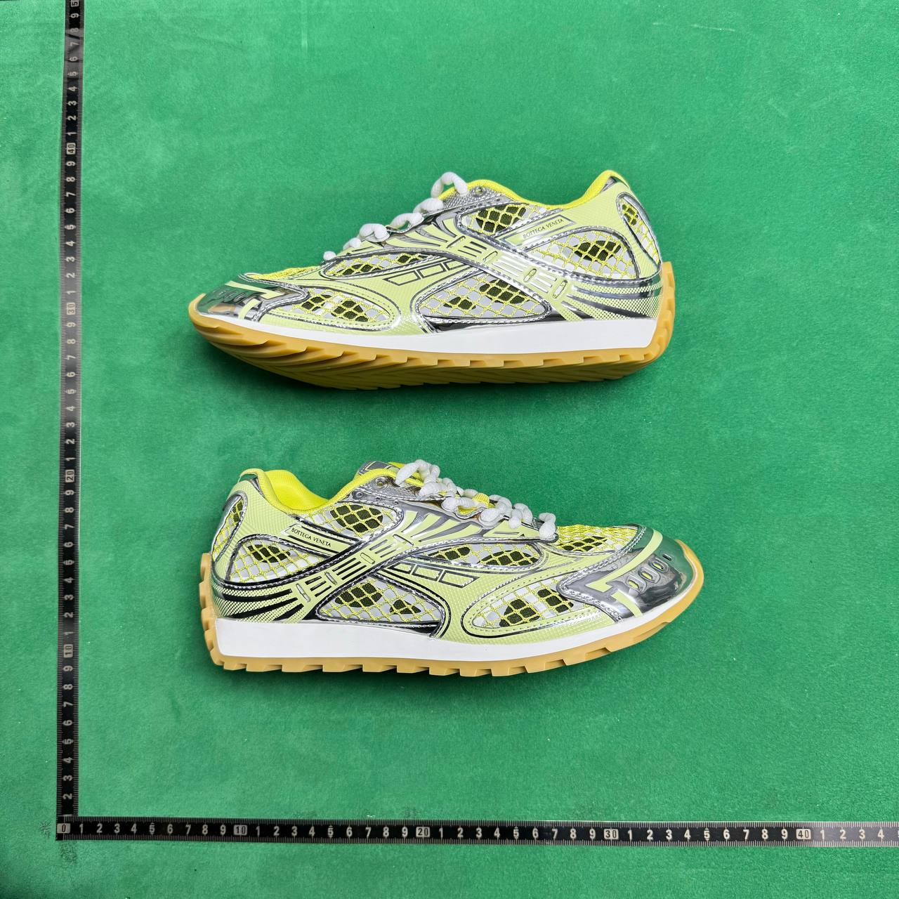 TT8 comfortable daily running shoes shock absorption non-slip