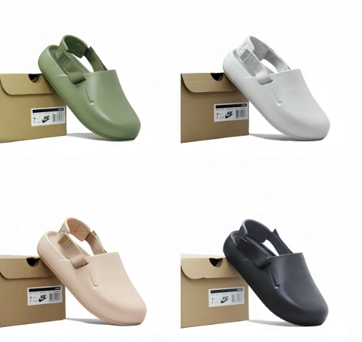Adidas slippers（36 STYLE OG）