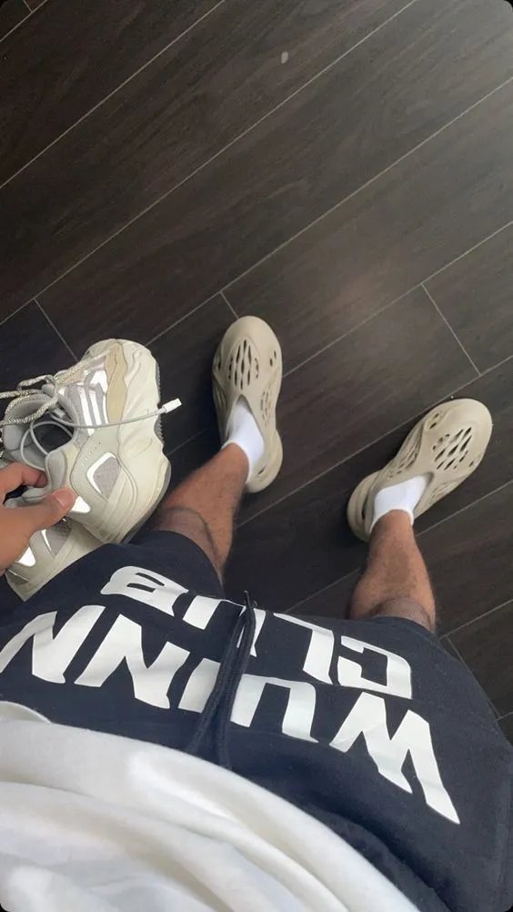 Yeezy Slippers（Factory direct sales）