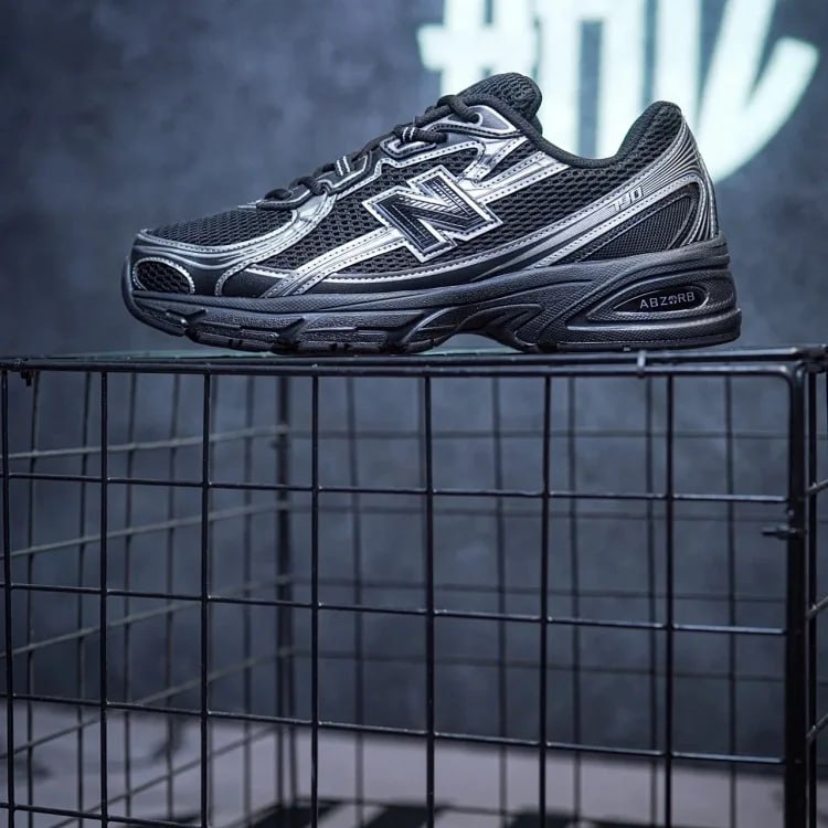 New Blance 740