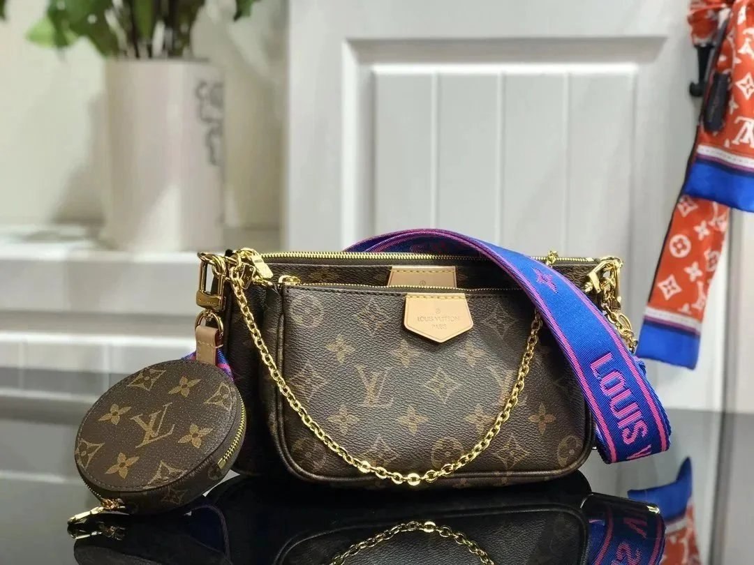 LOUIS VUITTON HANDBAG
