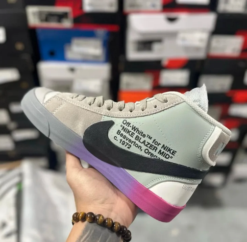 Nike mid top shoes