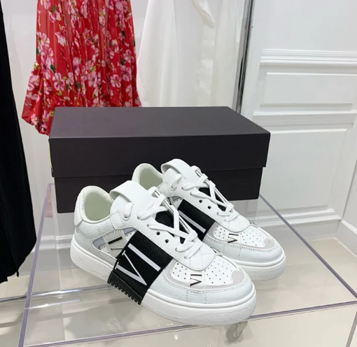 VALENTINO GARAVANI shoes  
