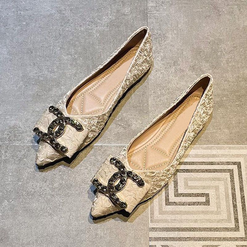 Chanel flat shoes