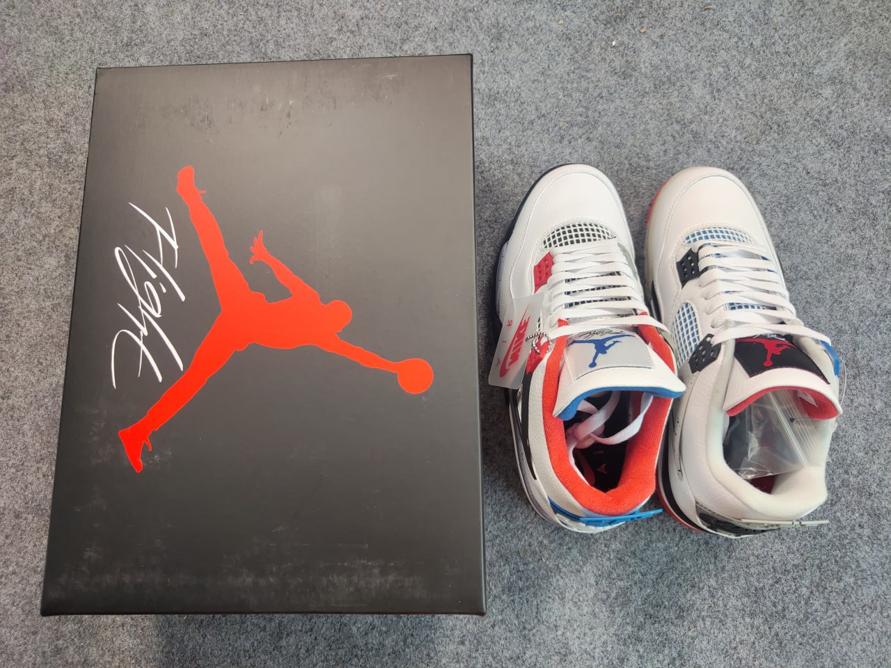  L-AJ4
